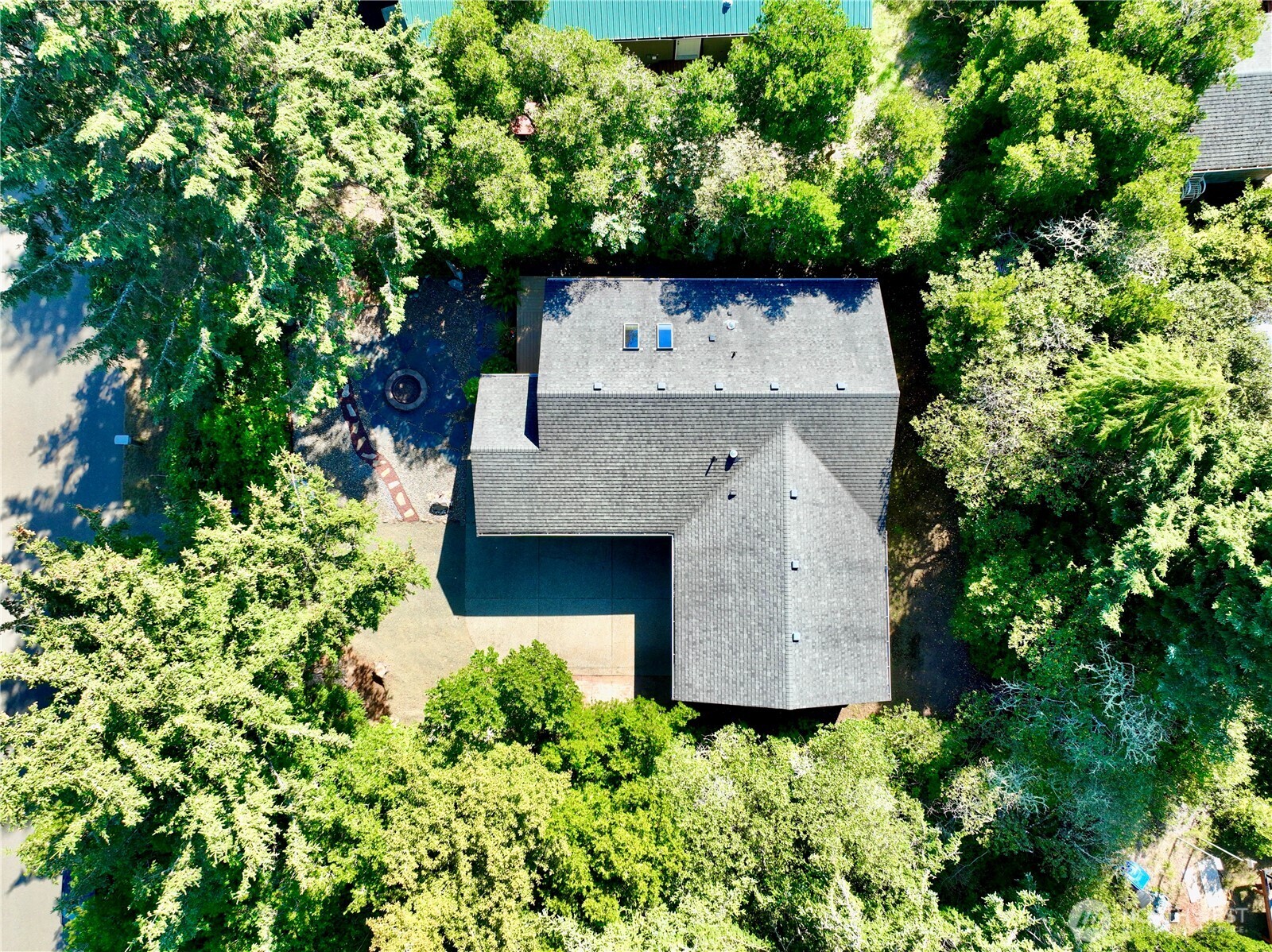 143 S Oar Loop Property Photo 5