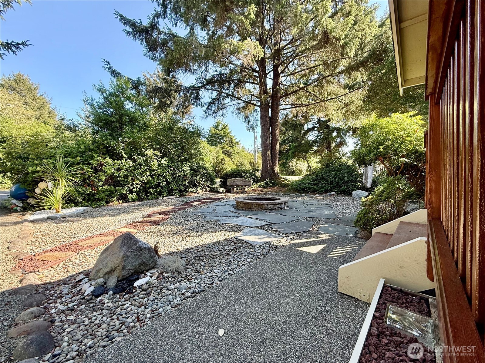 143 S Oar Loop Property Photo 8