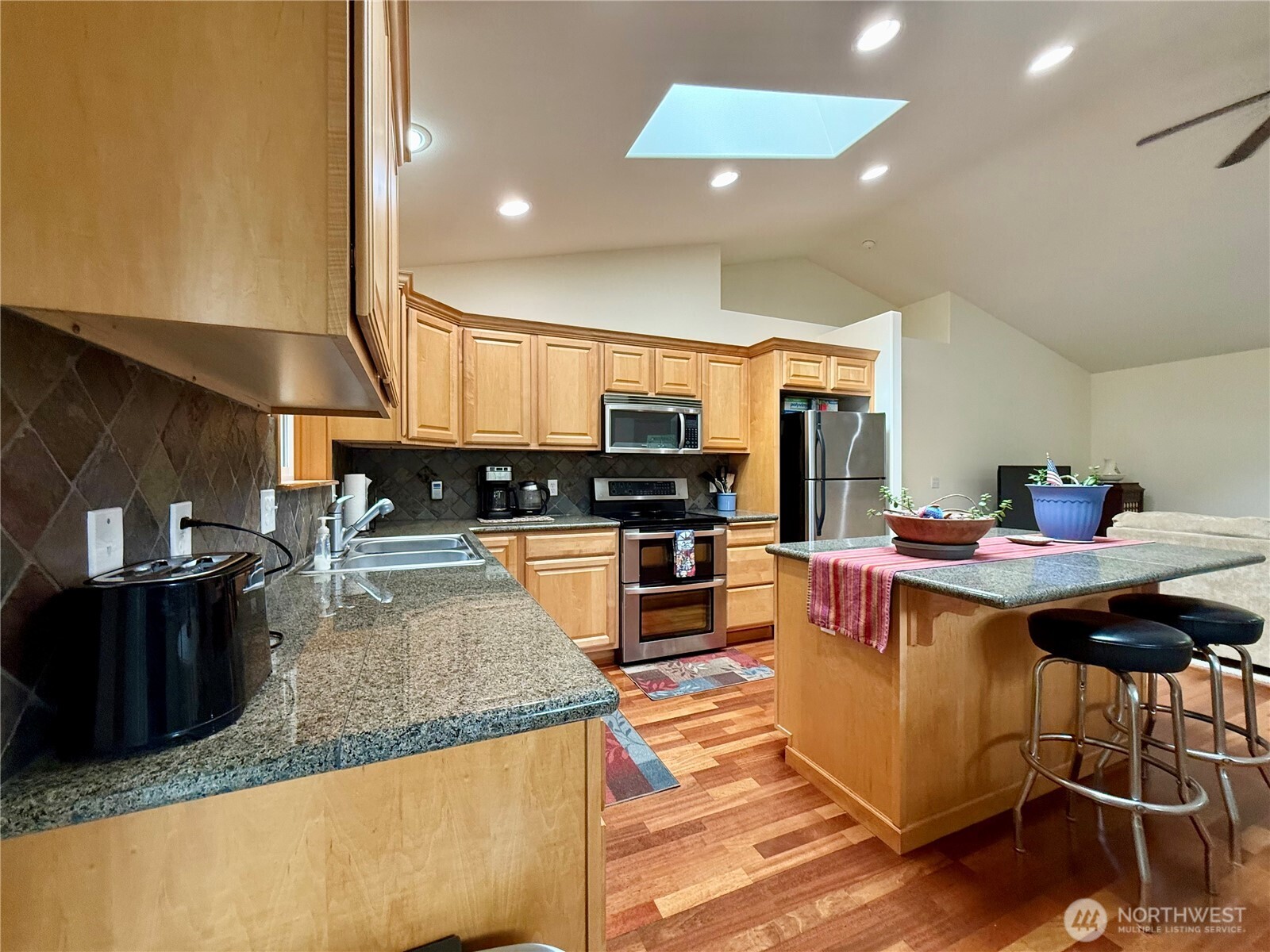 143 S Oar Loop Property Photo 26