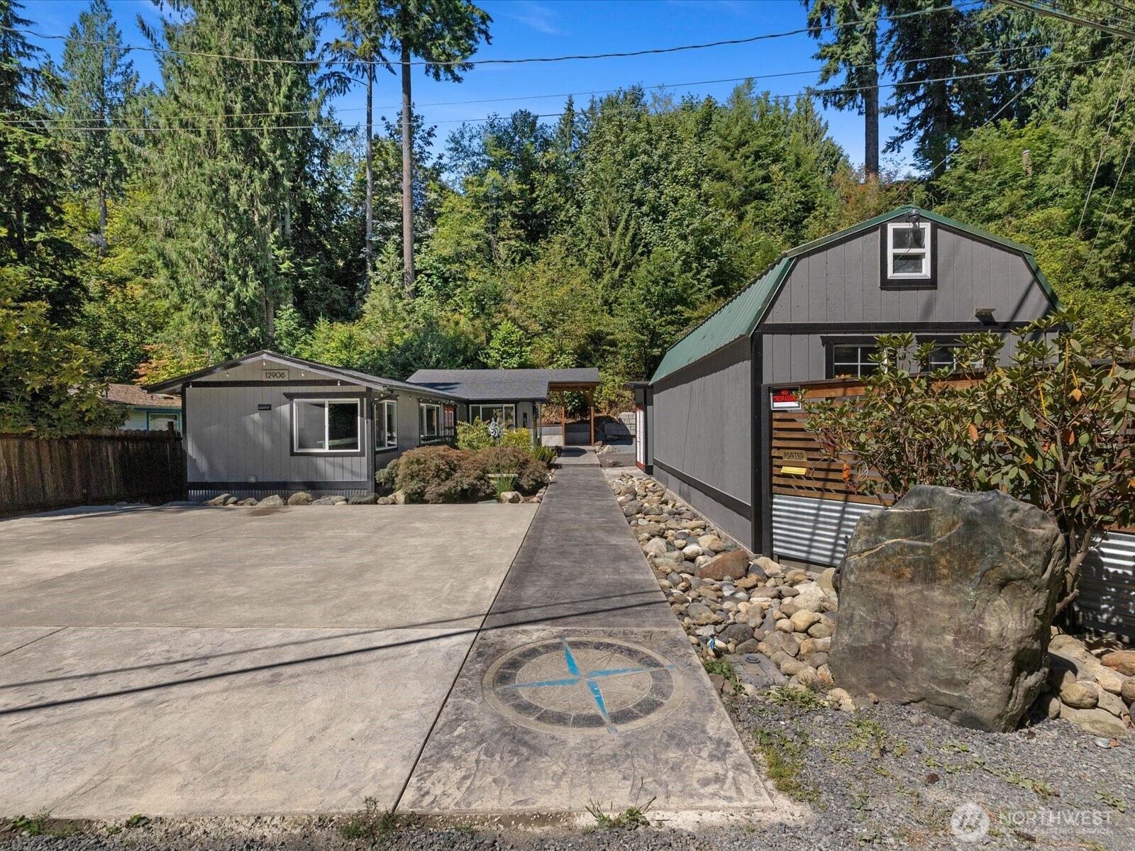 12906 Crystal Springs Drive Property Photo 3