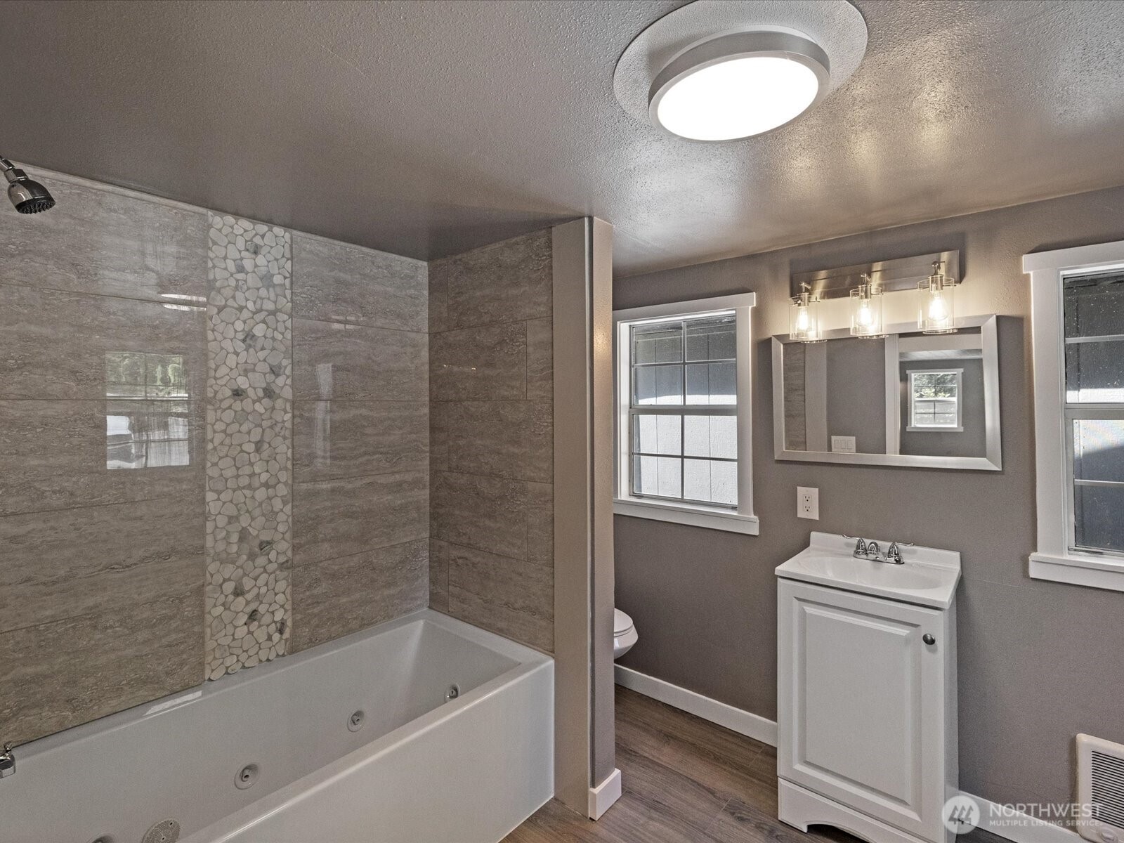 12906 Crystal Springs Drive Property Photo 19