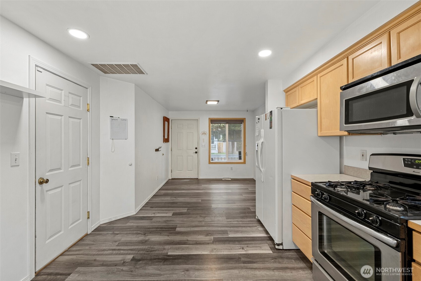 4406 148th Street Property Photo 10