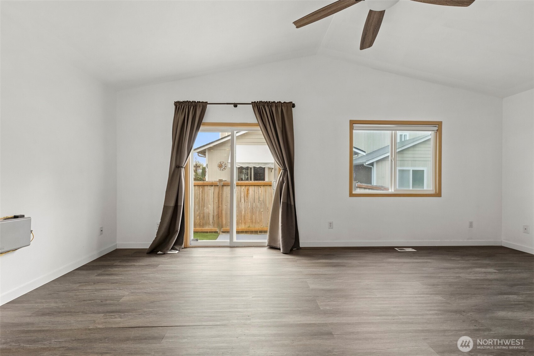 4406 148th Street Property Photo 18