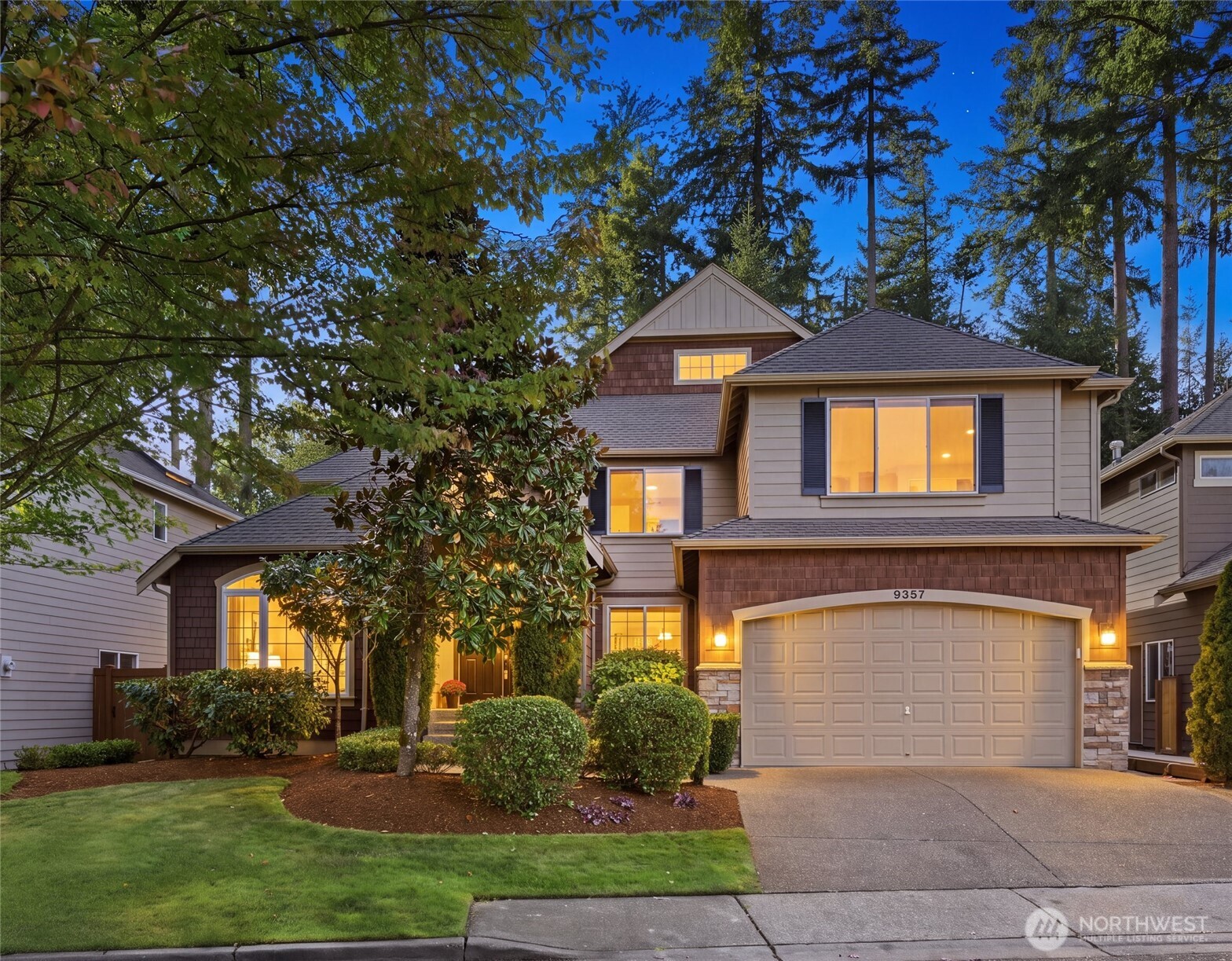 9357 221st Place Property Photo 1