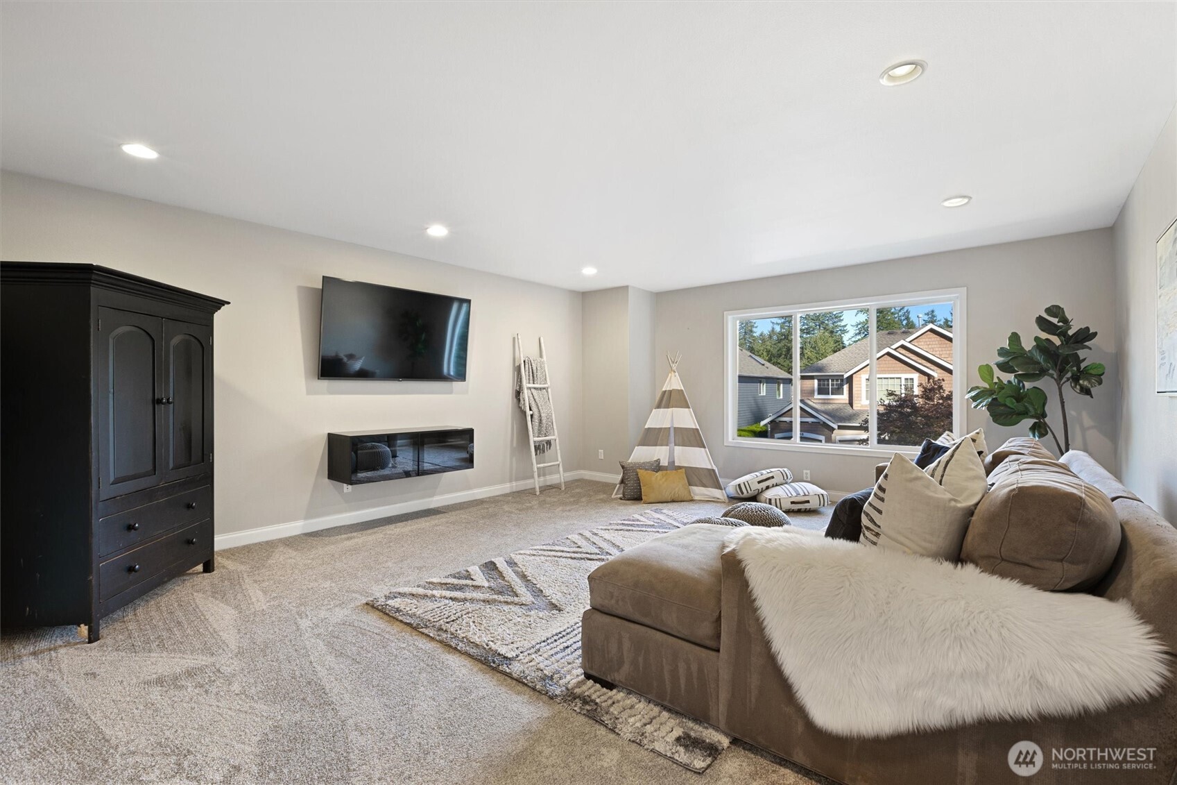 9357 221st Place Property Photo 25