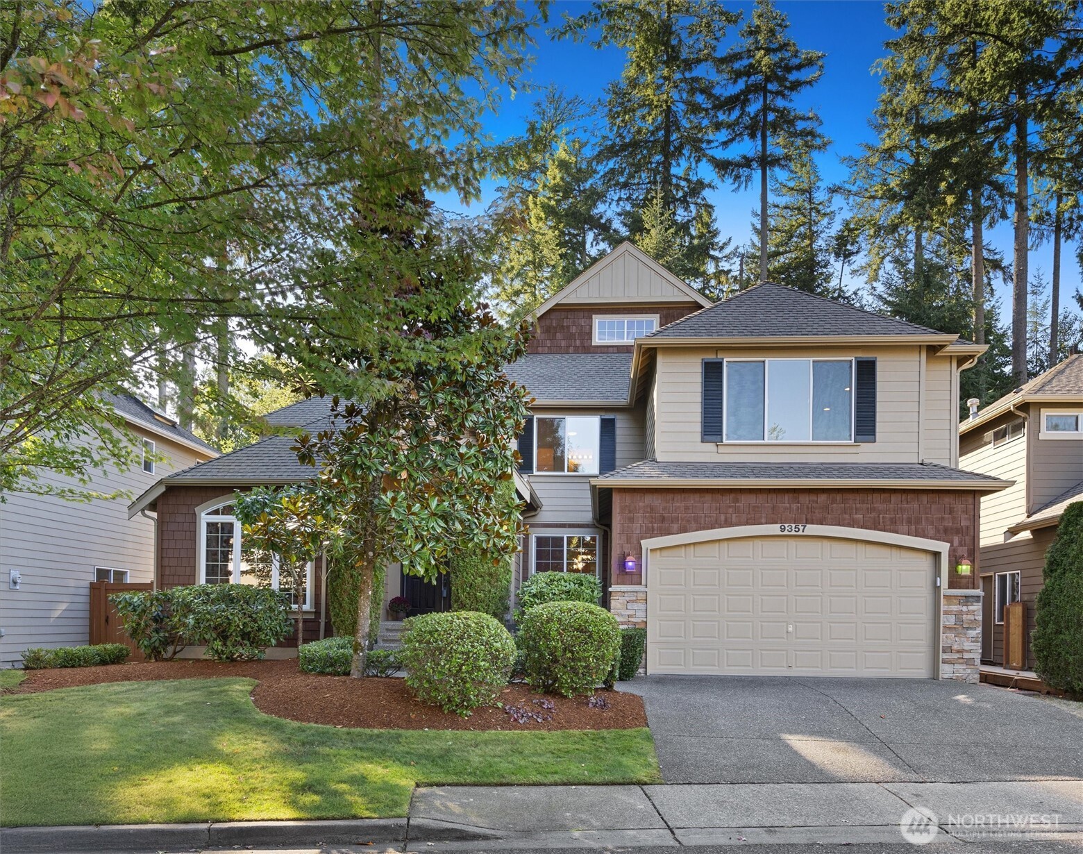 9357 221st Place Property Photo 32