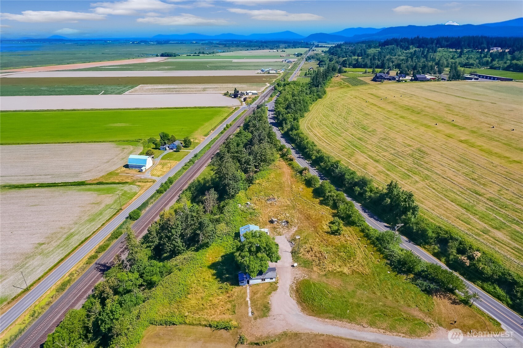 30320 Pioneer Highway Property Photo 7