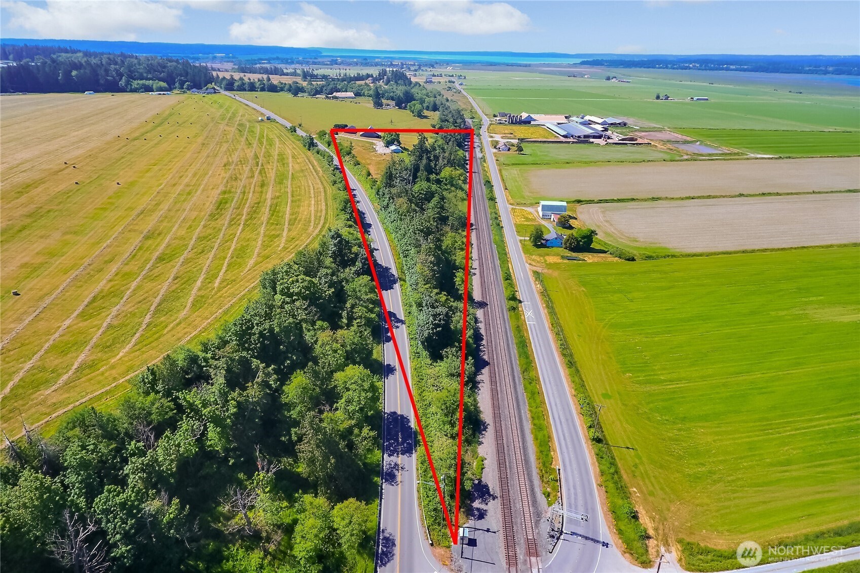 30320 Pioneer Highway Property Photo 10