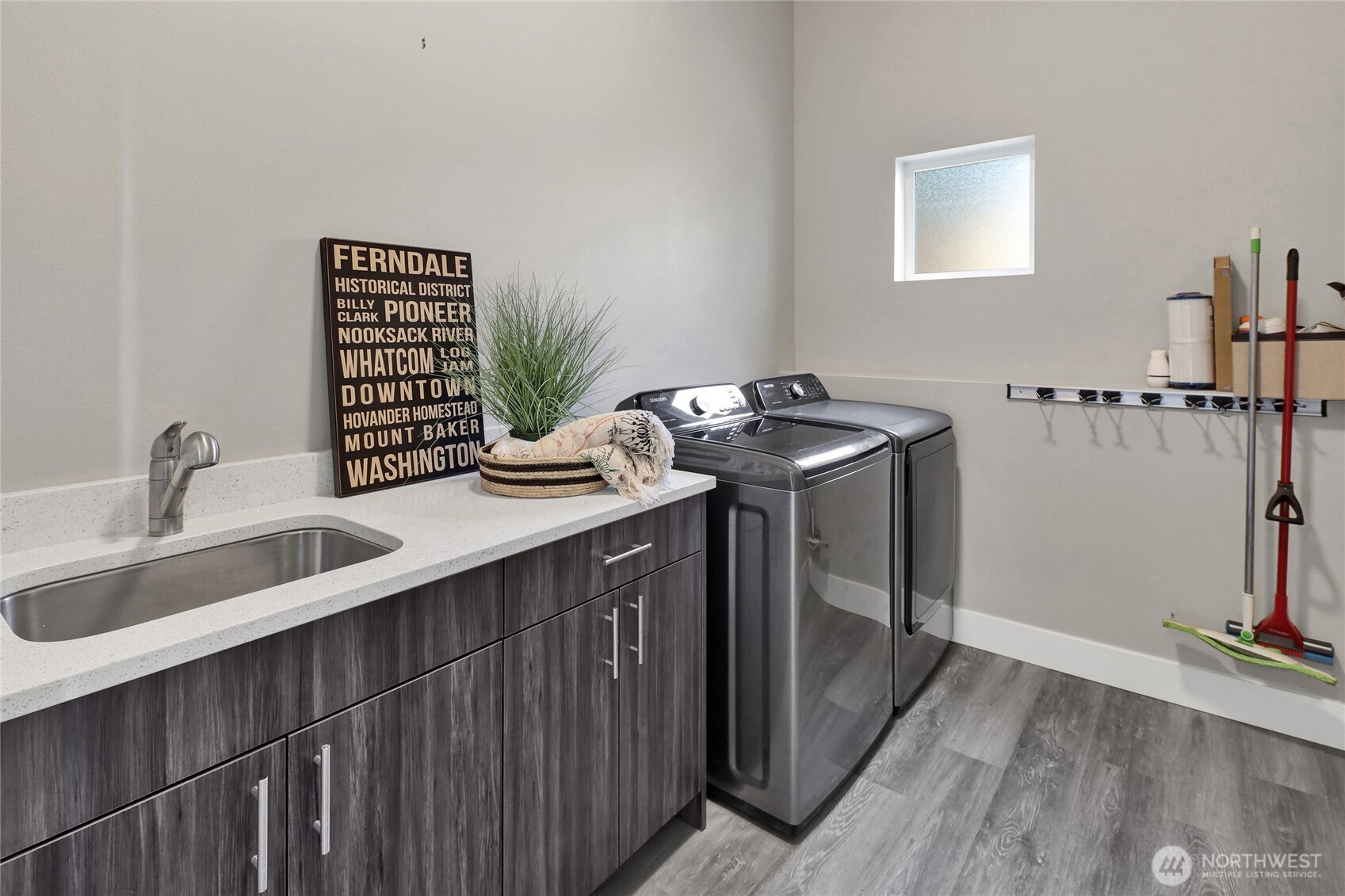 2068 Bakerscape Court Property Photo 36