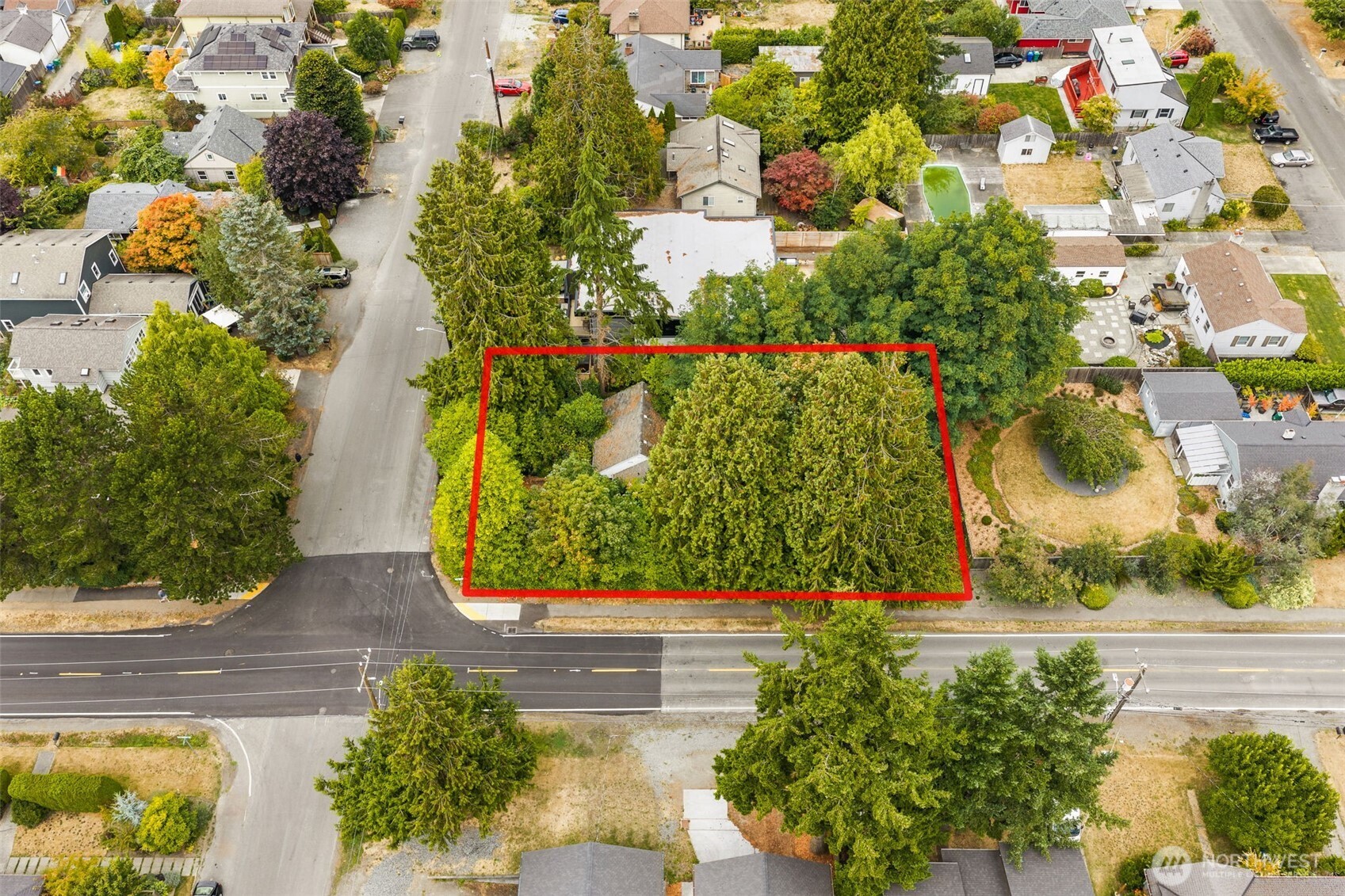 10004 14th Avenue Property Photo 2