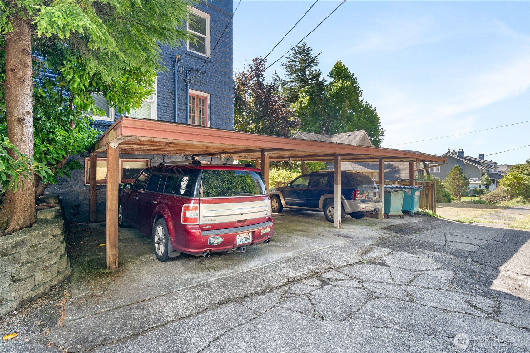 721 N K Street Property Photo 6