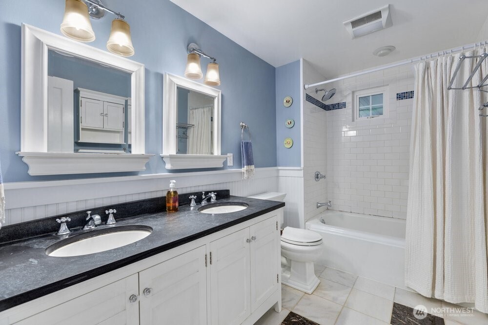 9376 Endicott Street Property Photo 22
