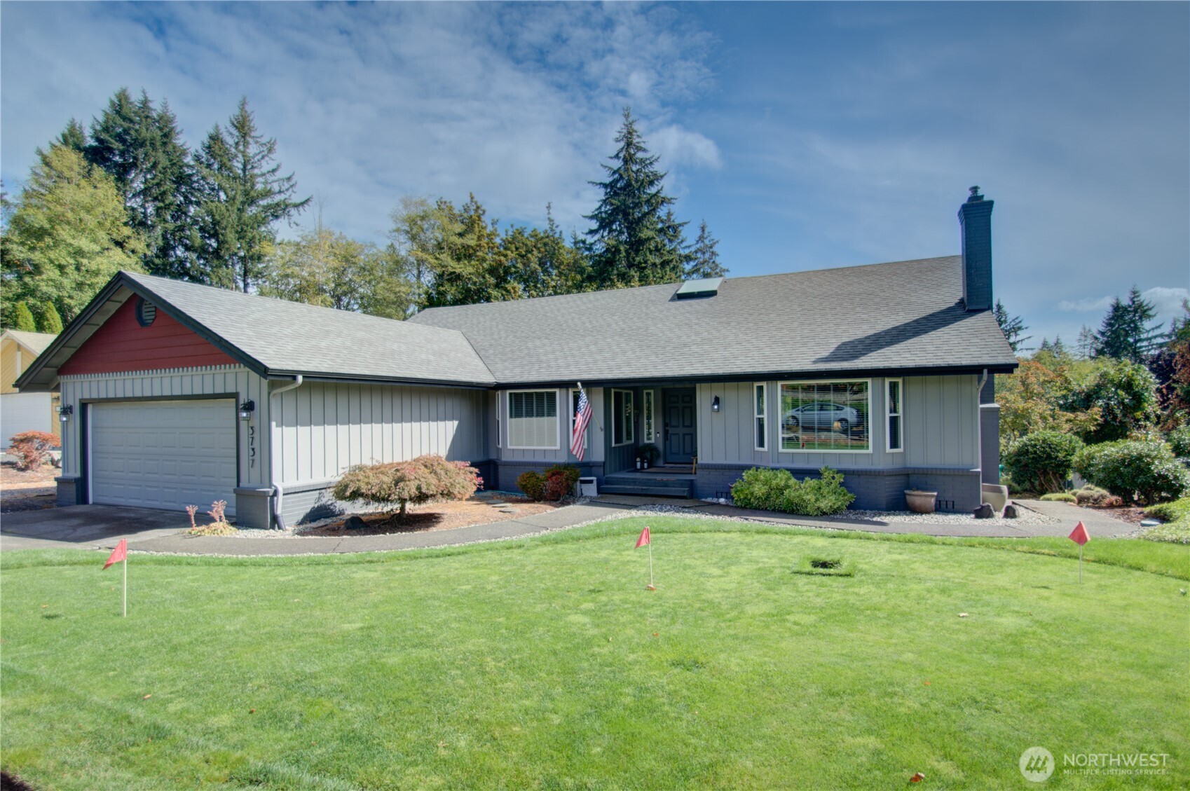 3737 Goldcrest Heights Property Photo 1