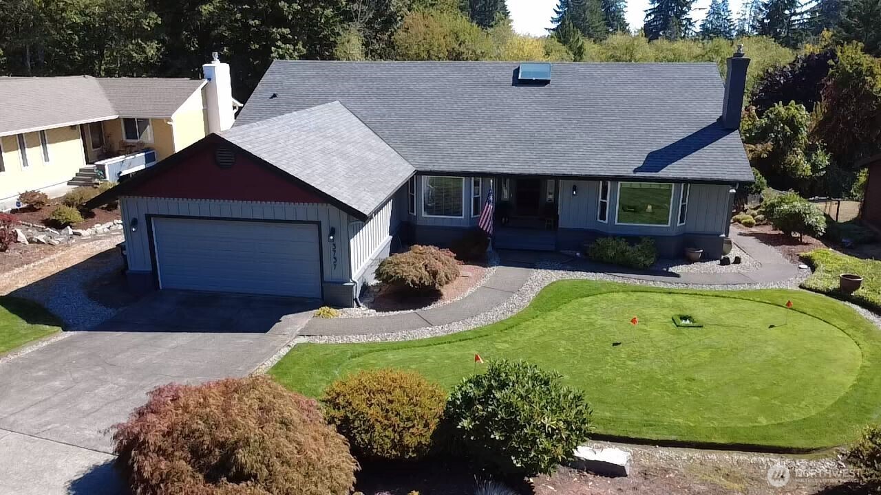 3737 Goldcrest Heights Property Photo 2