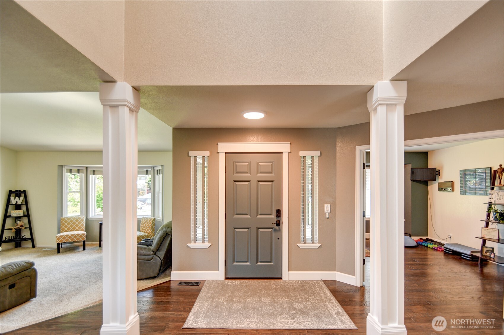 3737 Goldcrest Heights Property Photo 12