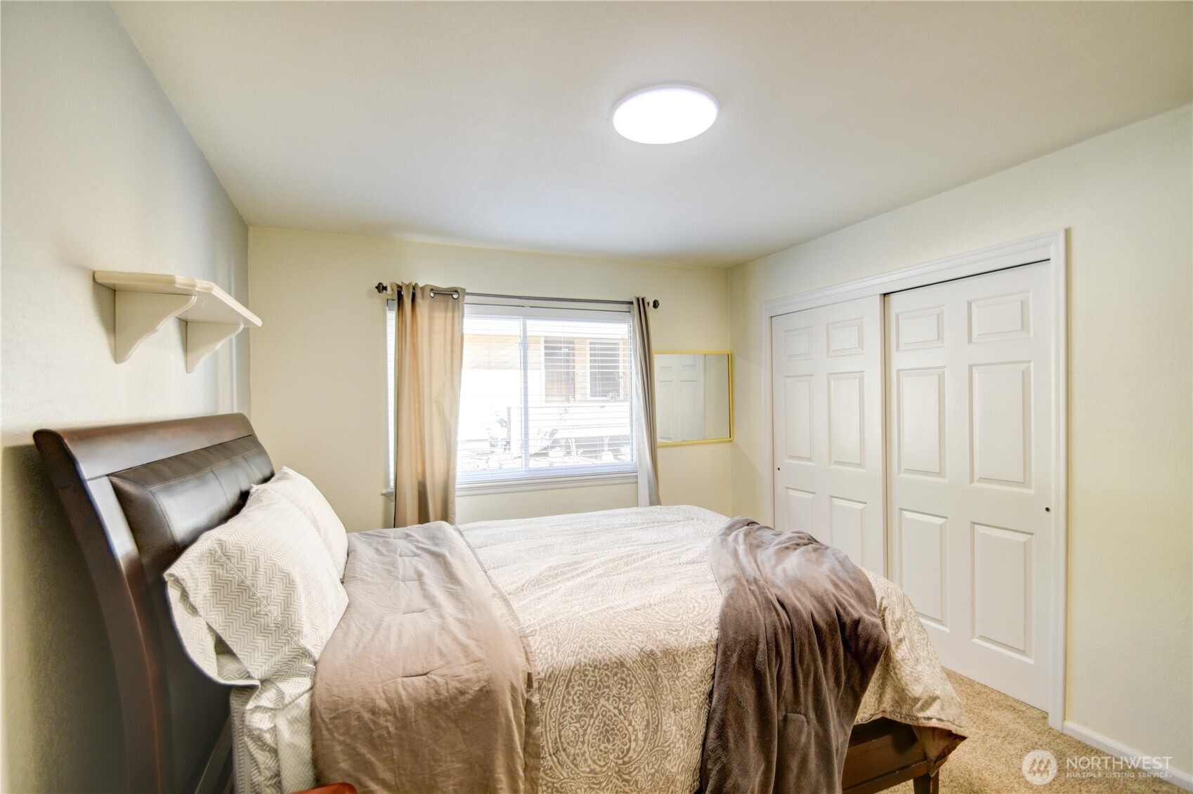 3737 Goldcrest Heights Property Photo 28