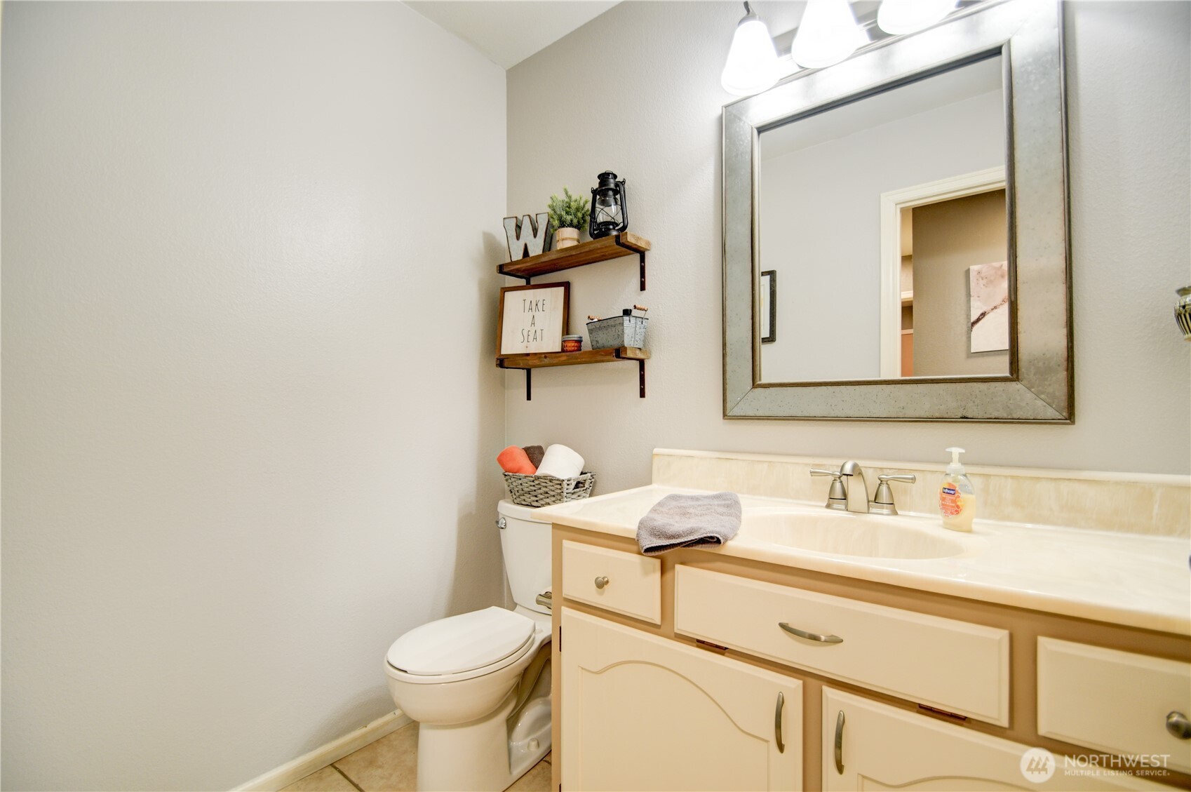 3737 Goldcrest Heights Property Photo 33