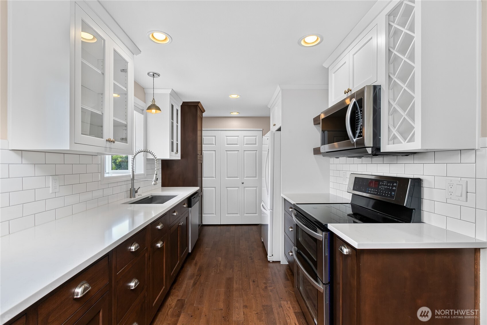 19032 86th Avenue Property Photo 9