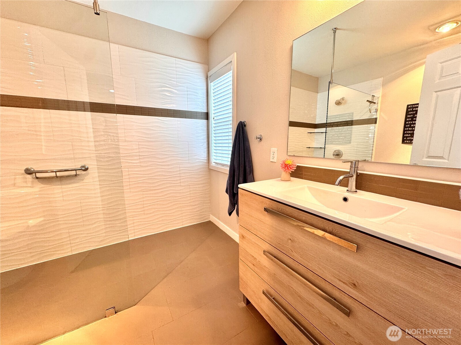 701 11th Street 101 Property Photo 18