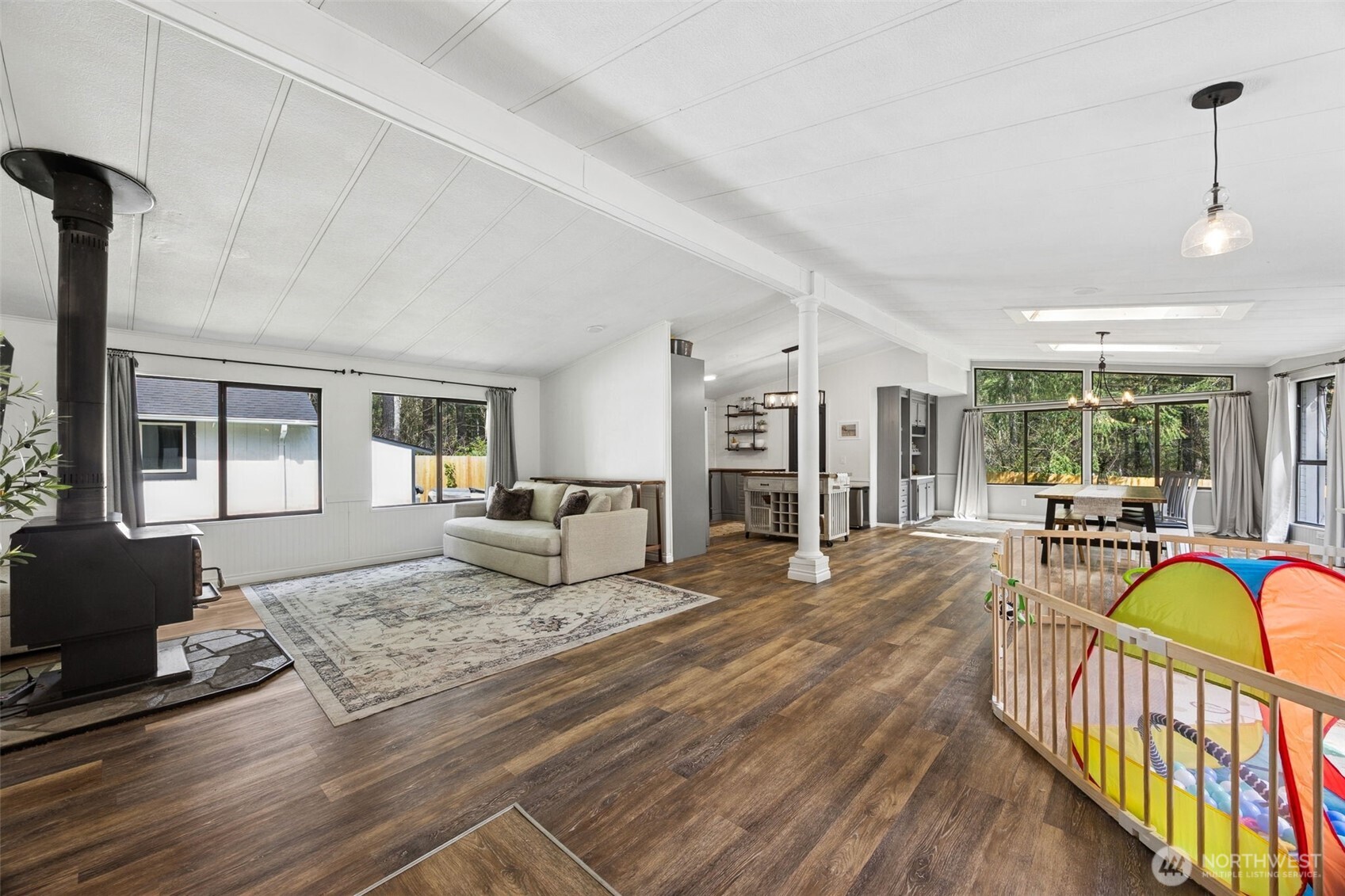 30428 Cumberland Kanaskat Road Property Photo 3