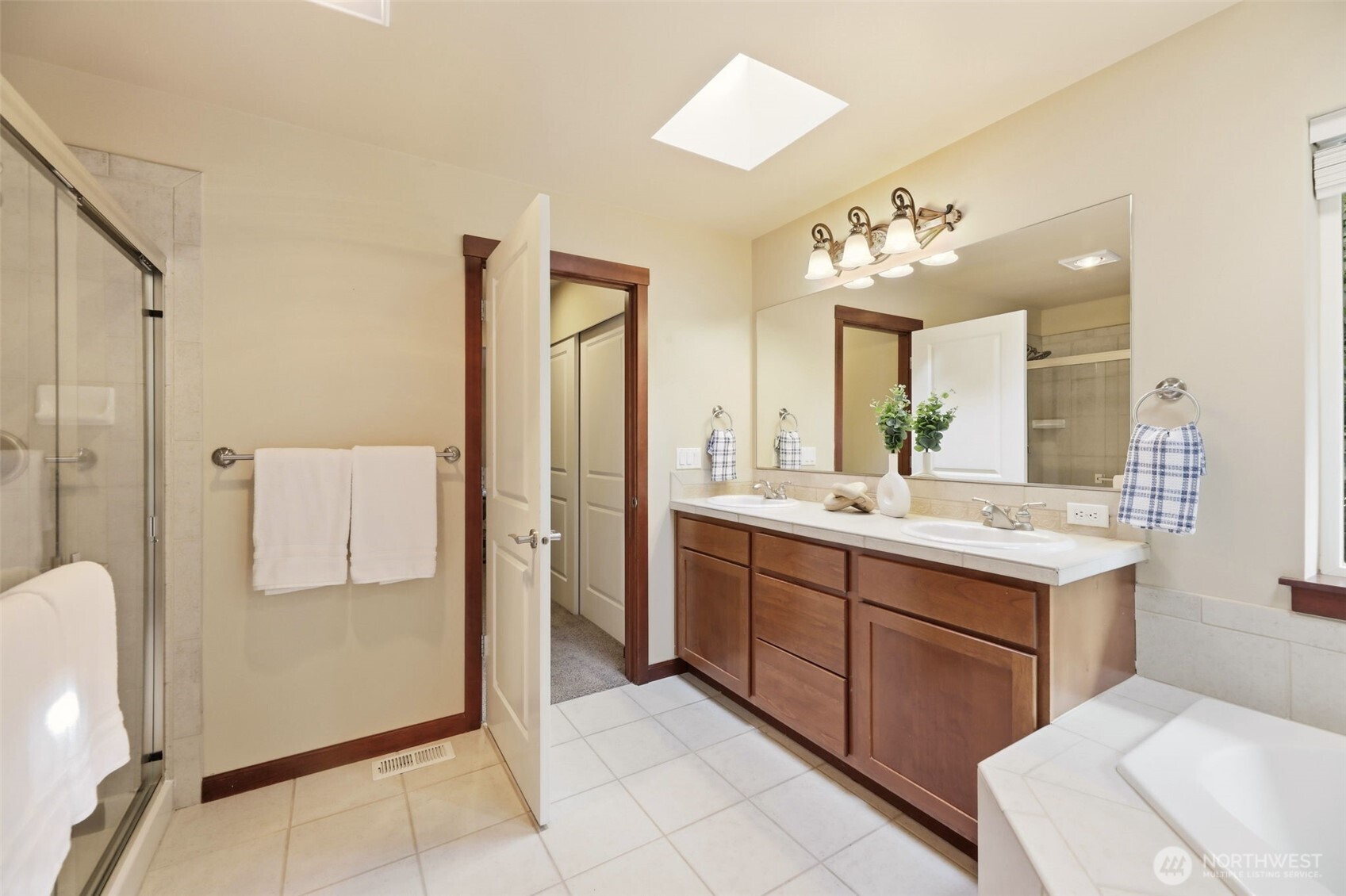 6727 180th Street Property Photo 25