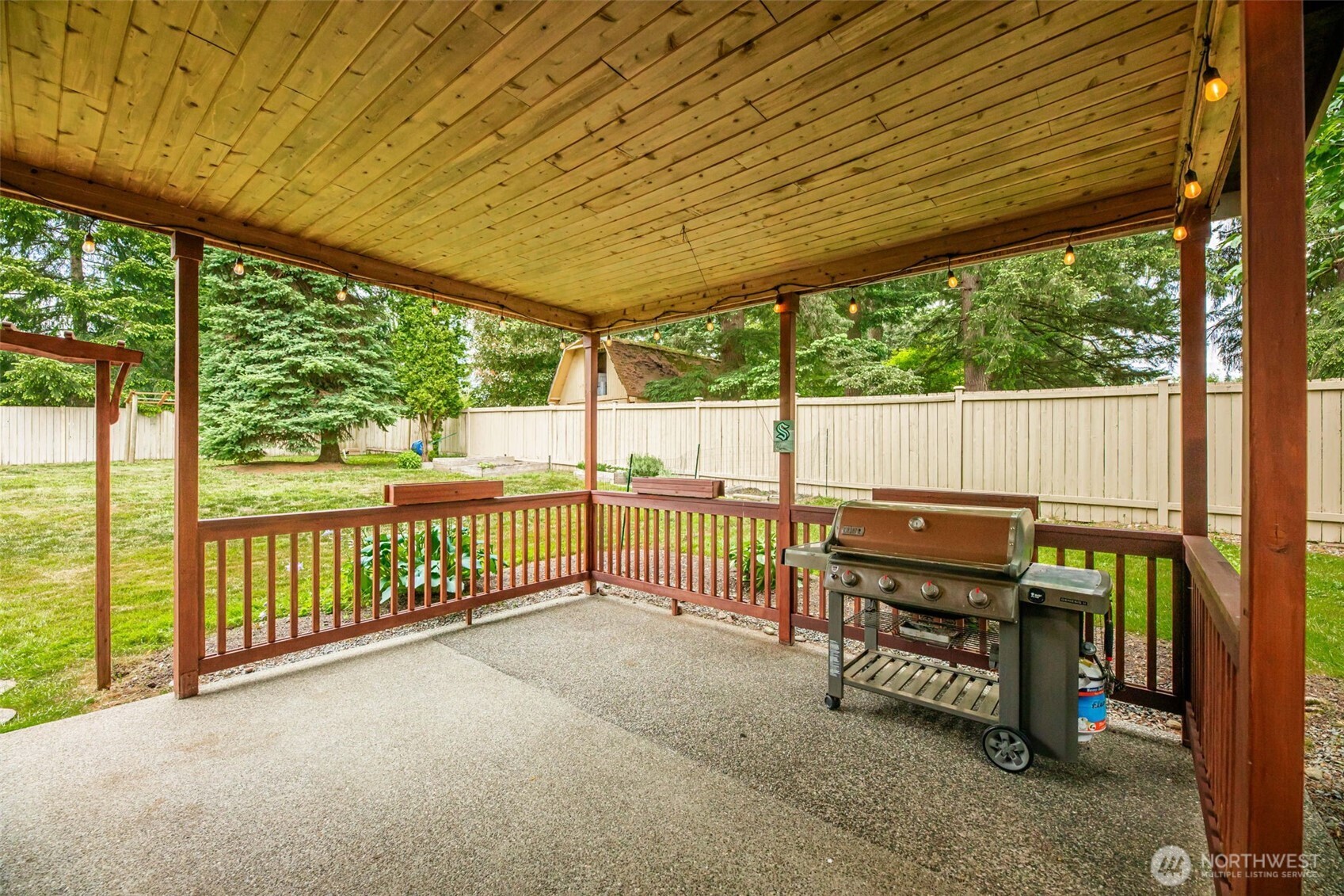6727 180th Street Property Photo 27