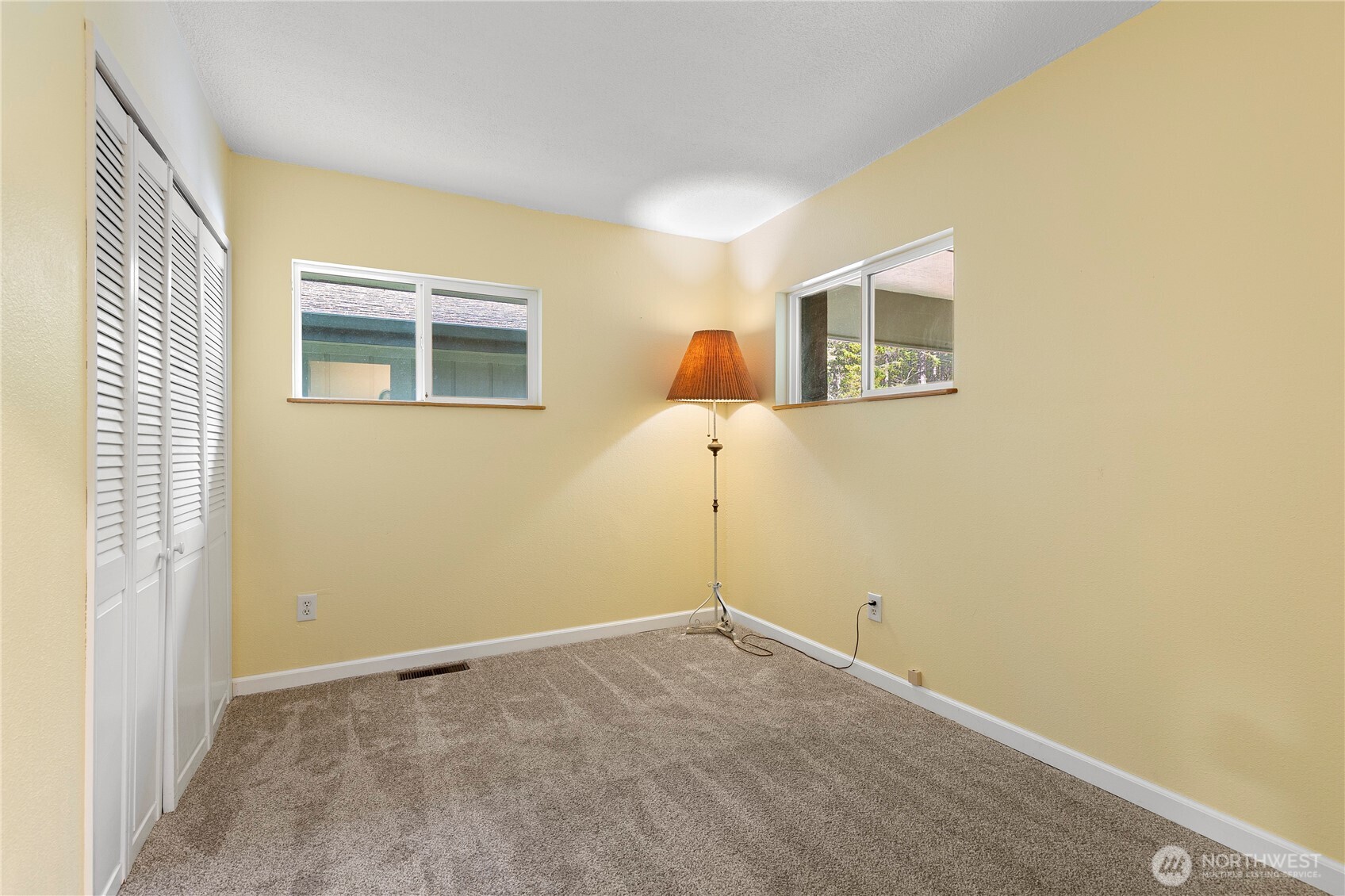 1191 Ne Tee Lake Road Property Photo 14