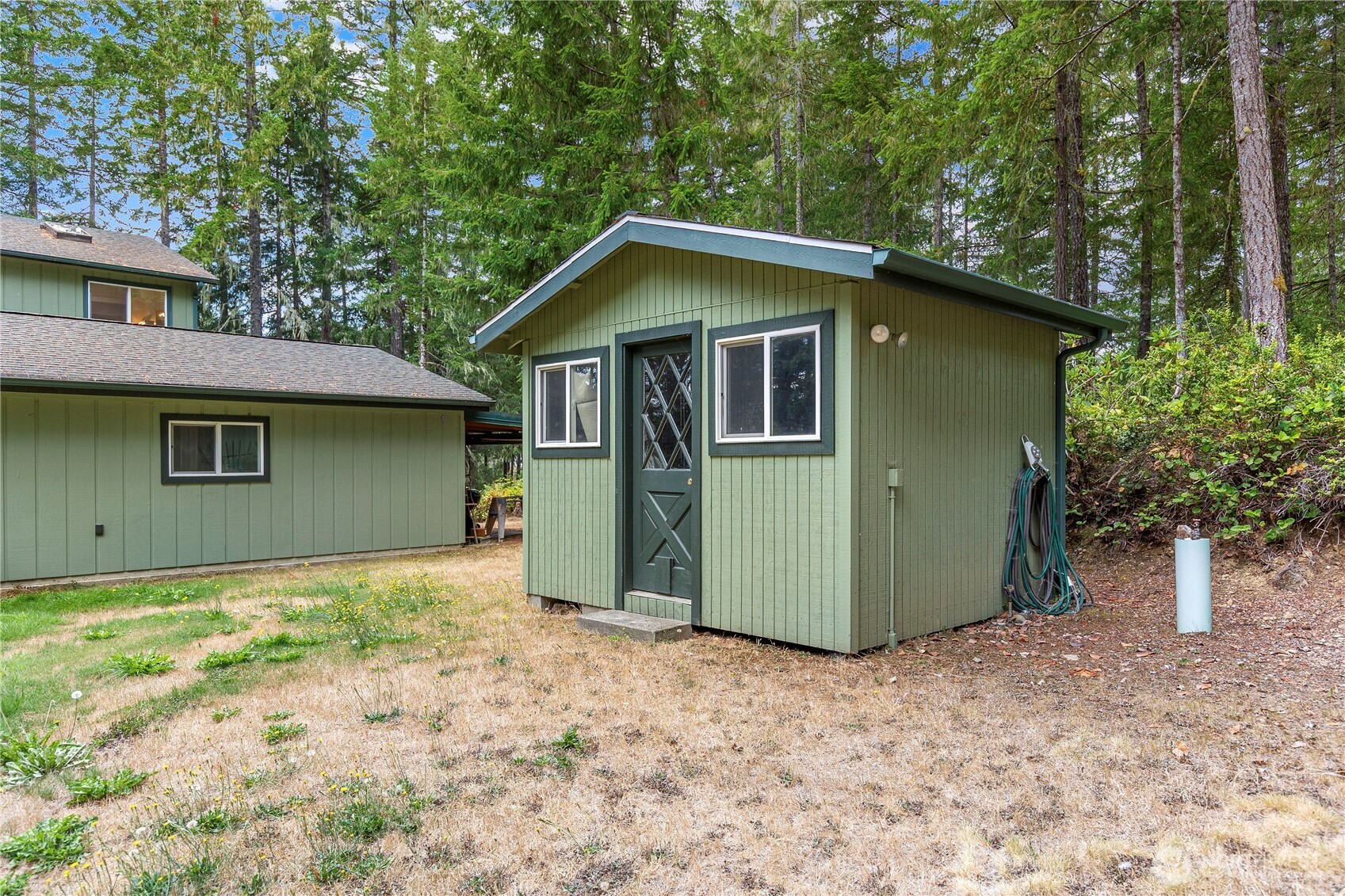 1191 Ne Tee Lake Road Property Photo 26