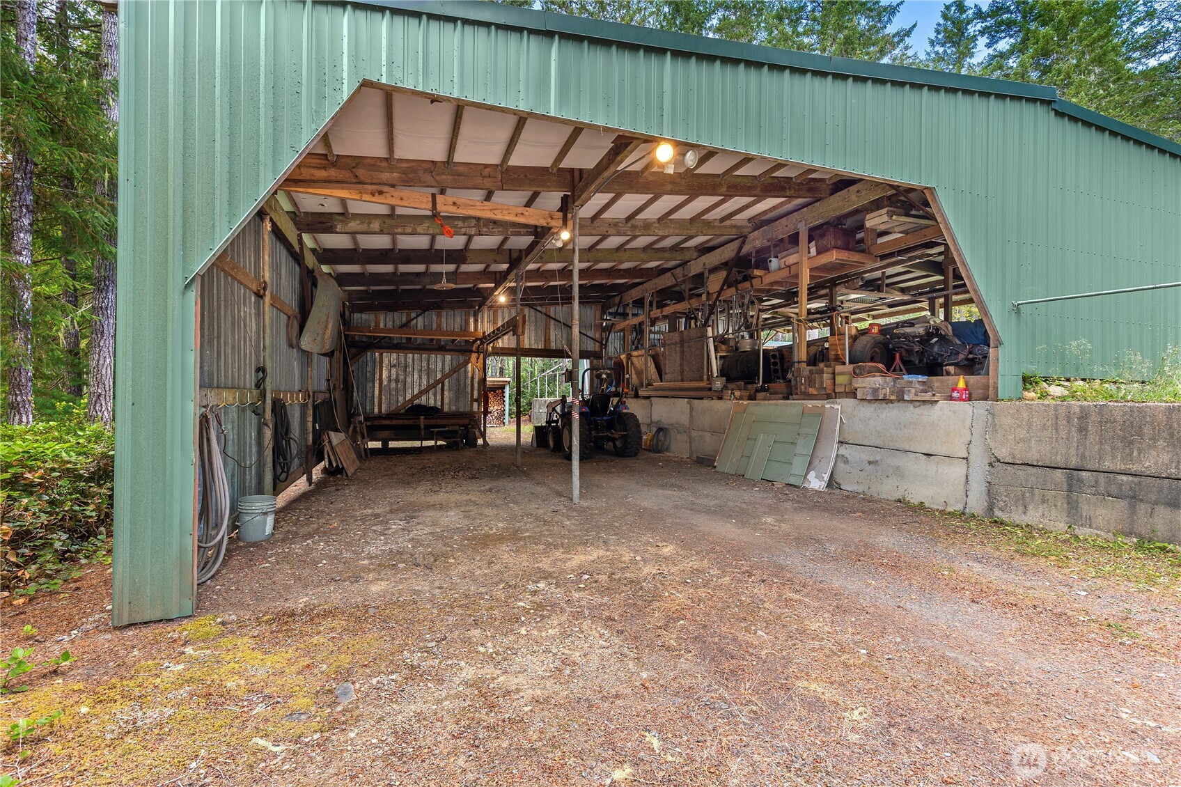 1191 Ne Tee Lake Road Property Photo 27