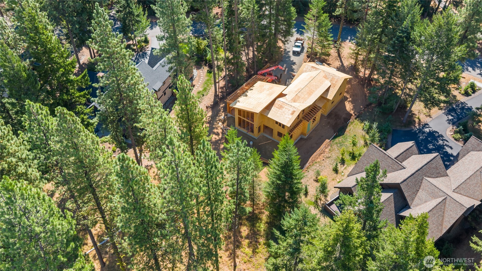 1060 Larkspur Loop Property Photo 1