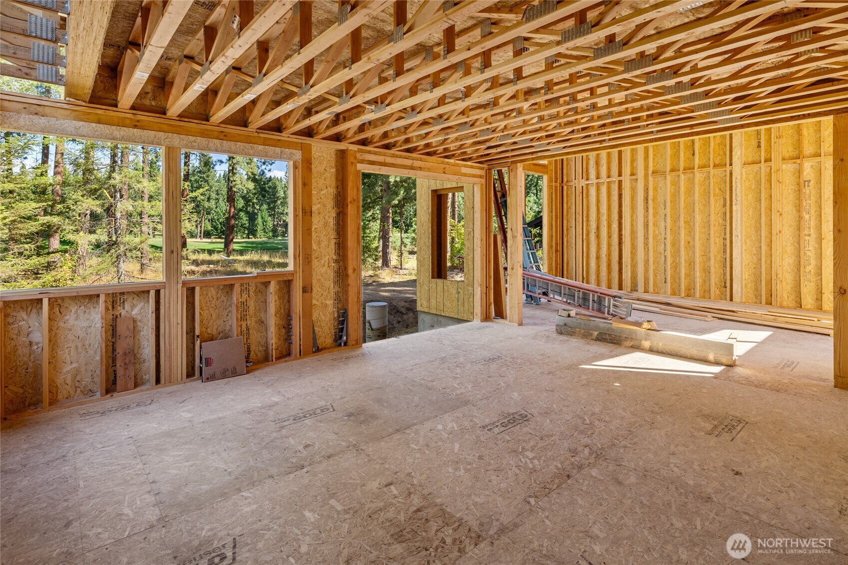 1060 Larkspur Loop Property Photo 7