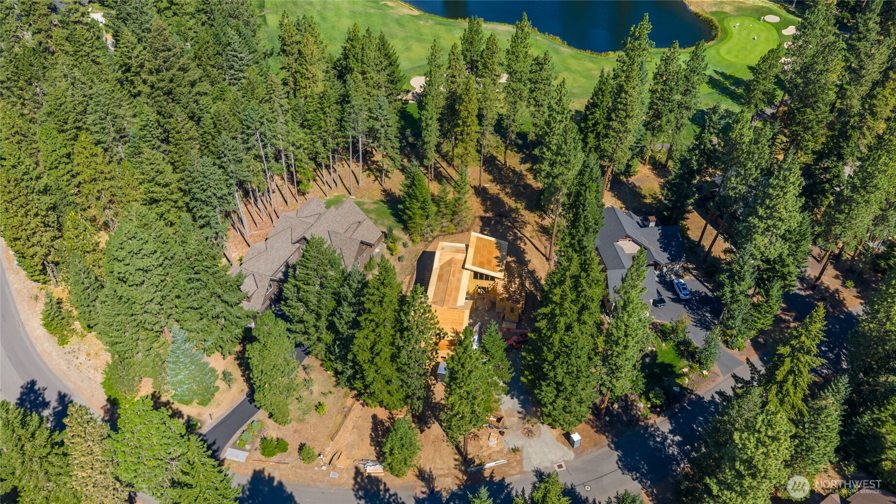 1060 Larkspur Loop Property Photo 12