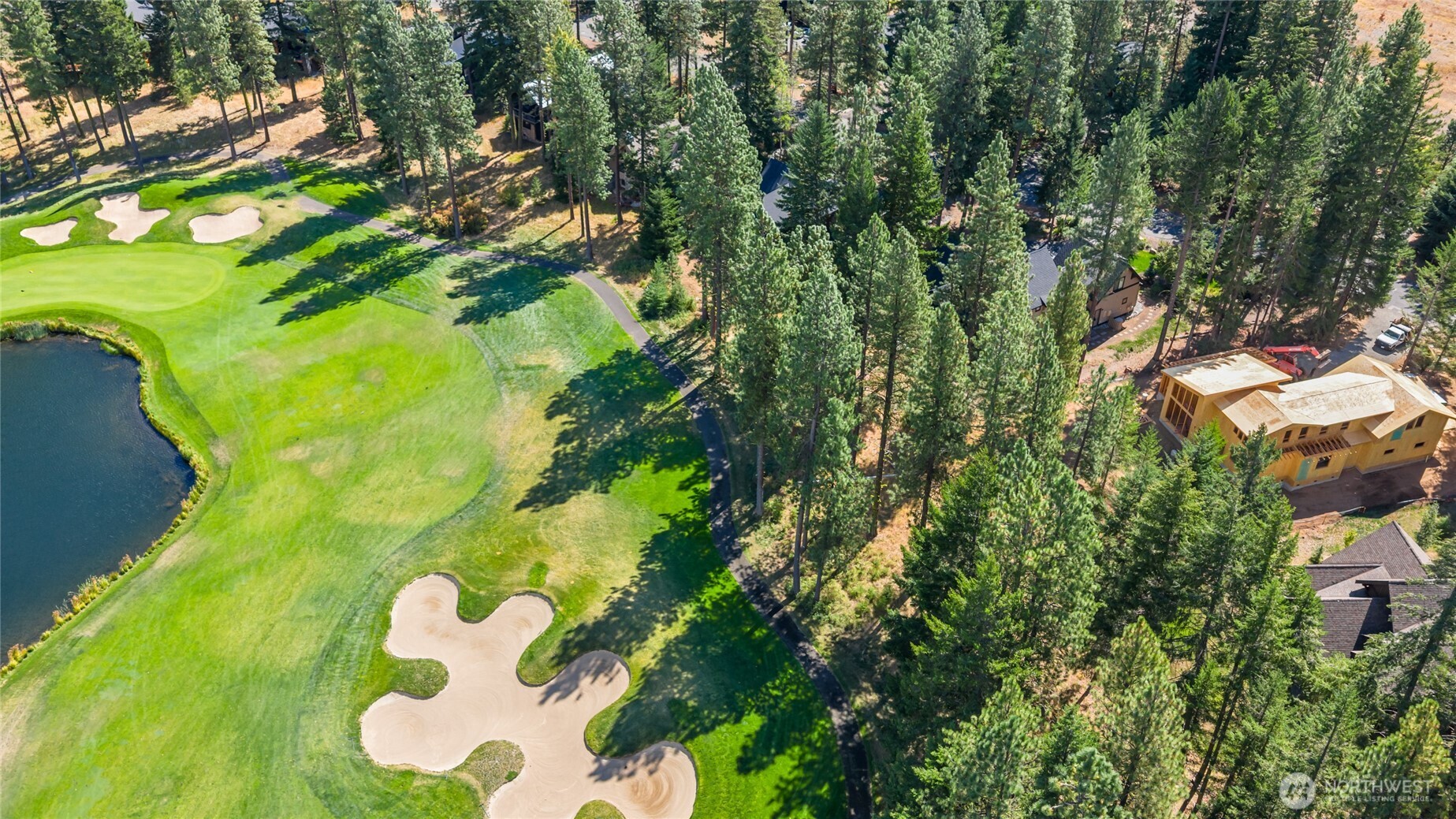1060 Larkspur Loop Property Photo 16