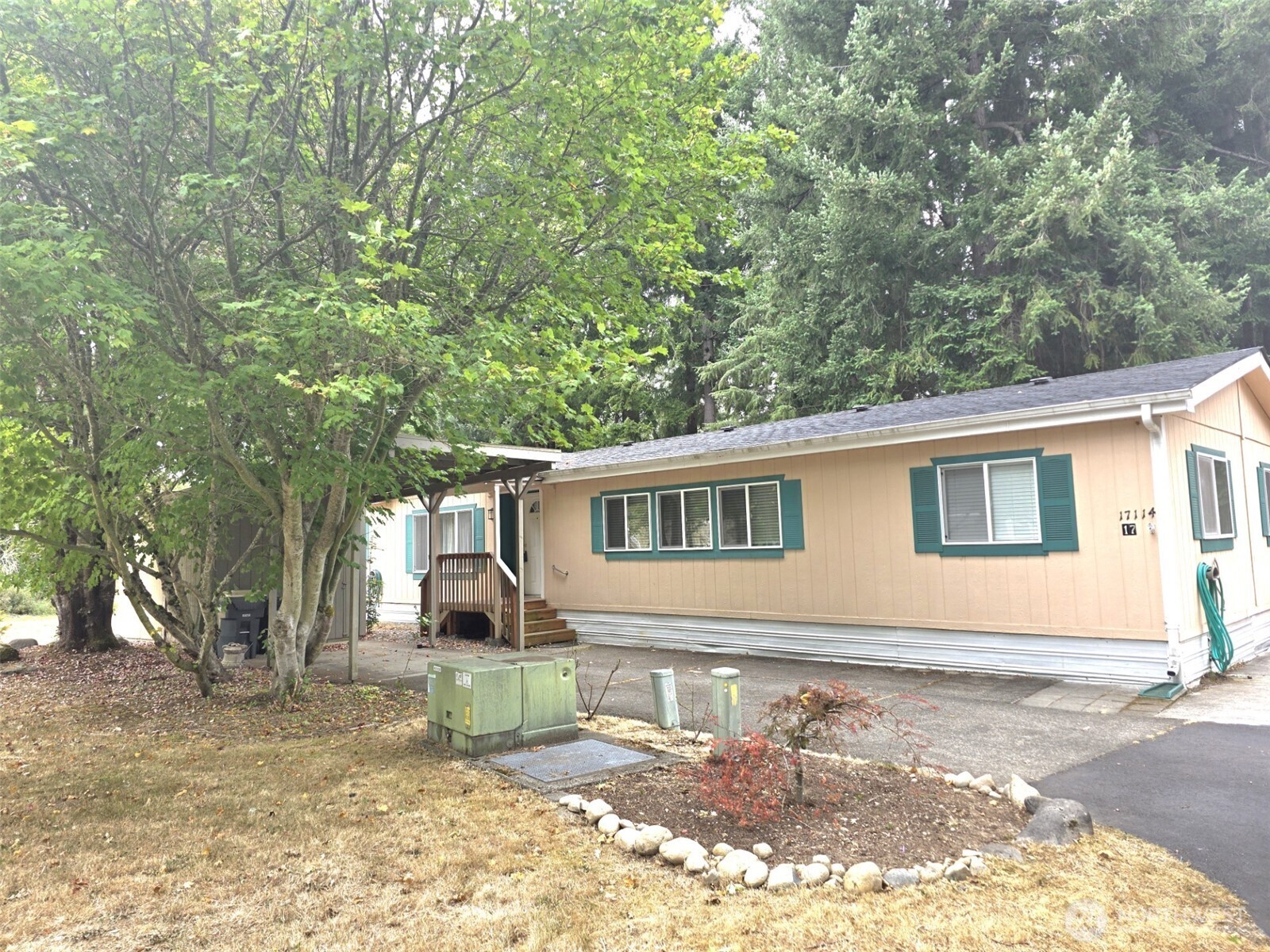 17114 153rd Avenue 17 Property Photo 3