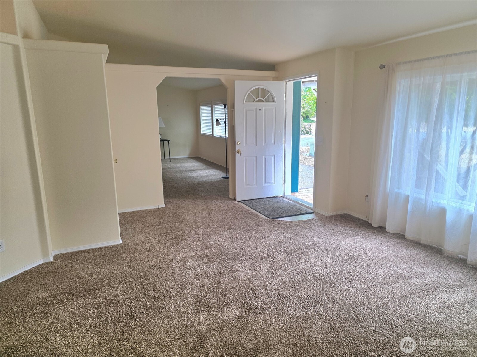 17114 153rd Avenue 17 Property Photo 8