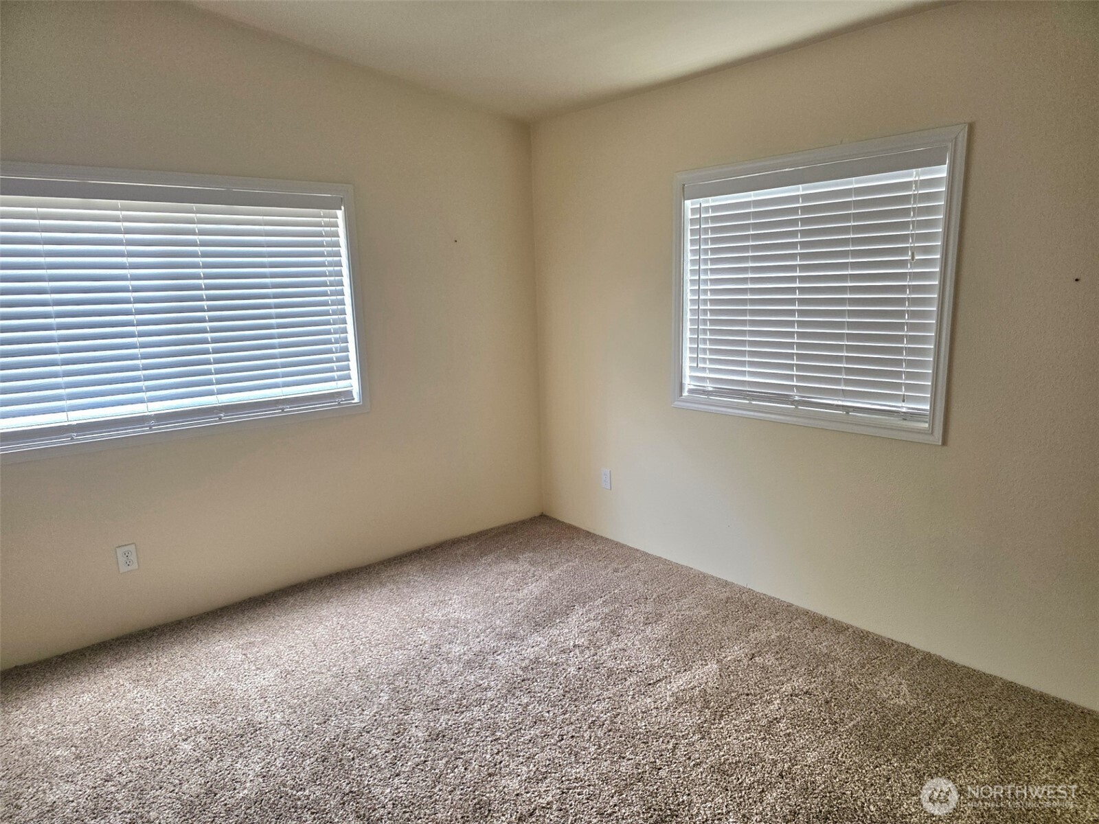 17114 153rd Avenue 17 Property Photo 12