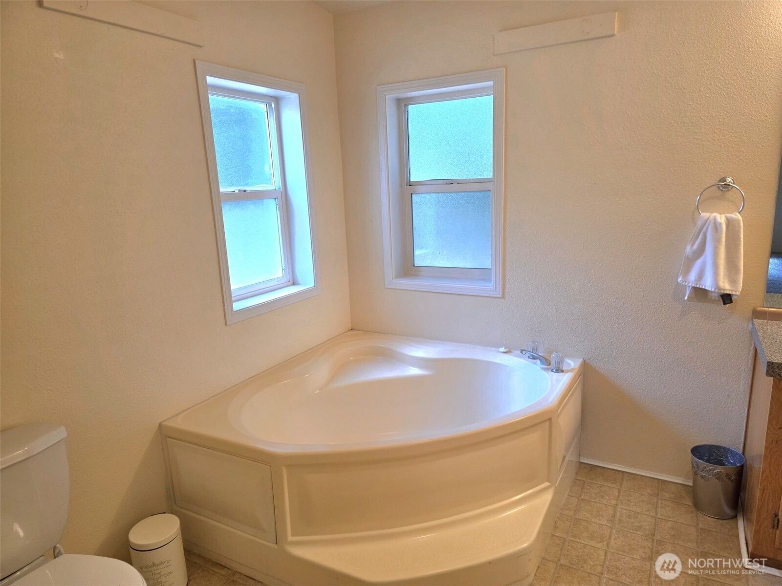 17114 153rd Avenue 17 Property Photo 15