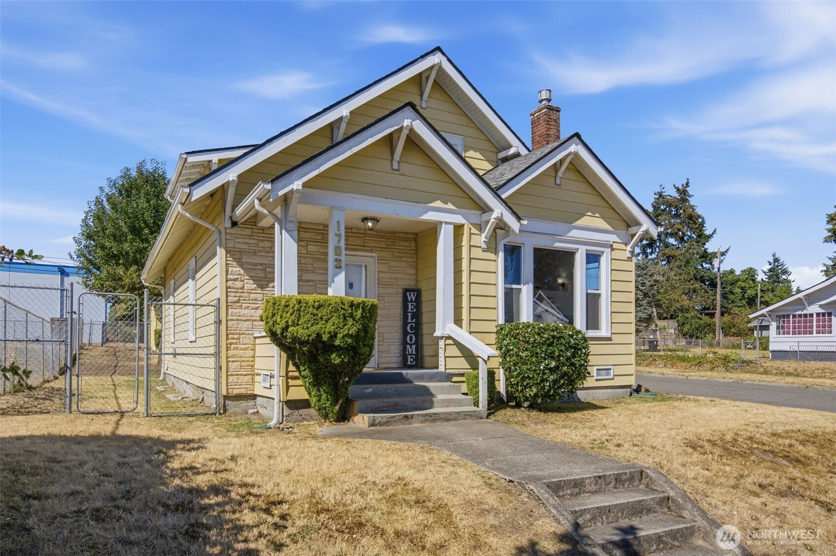 1702 S Ainsworth Avenue Property Photo 2