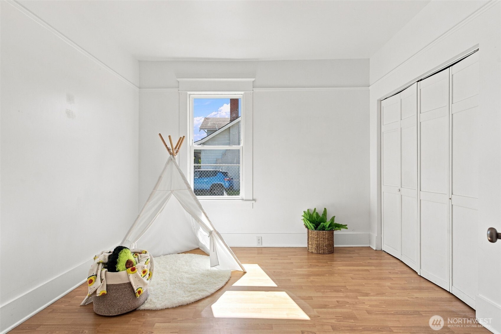 1702 S Ainsworth Avenue Property Photo 14