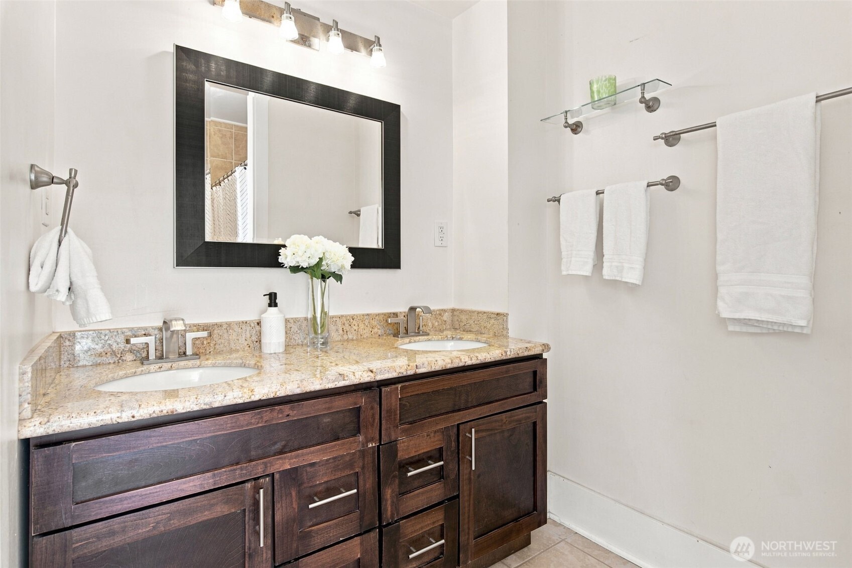 1702 S Ainsworth Avenue Property Photo 16