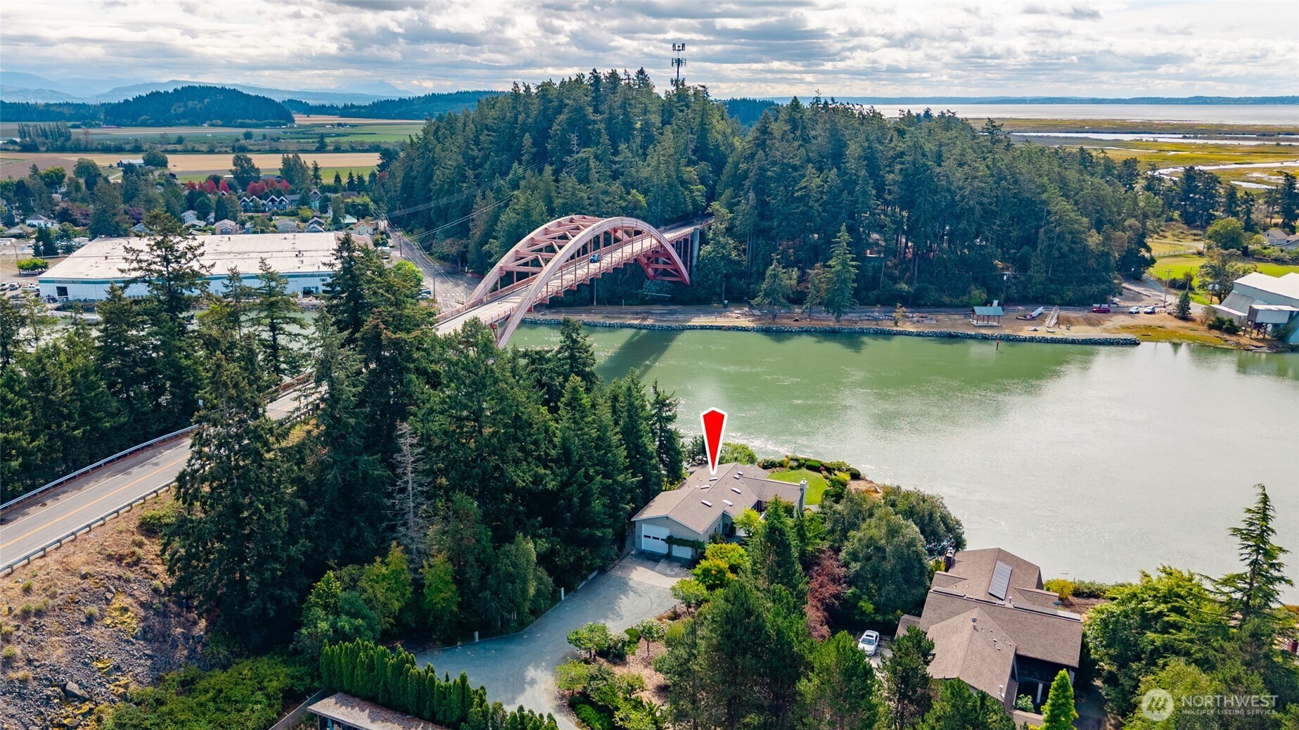 100 Samish Place Property Photo 4
