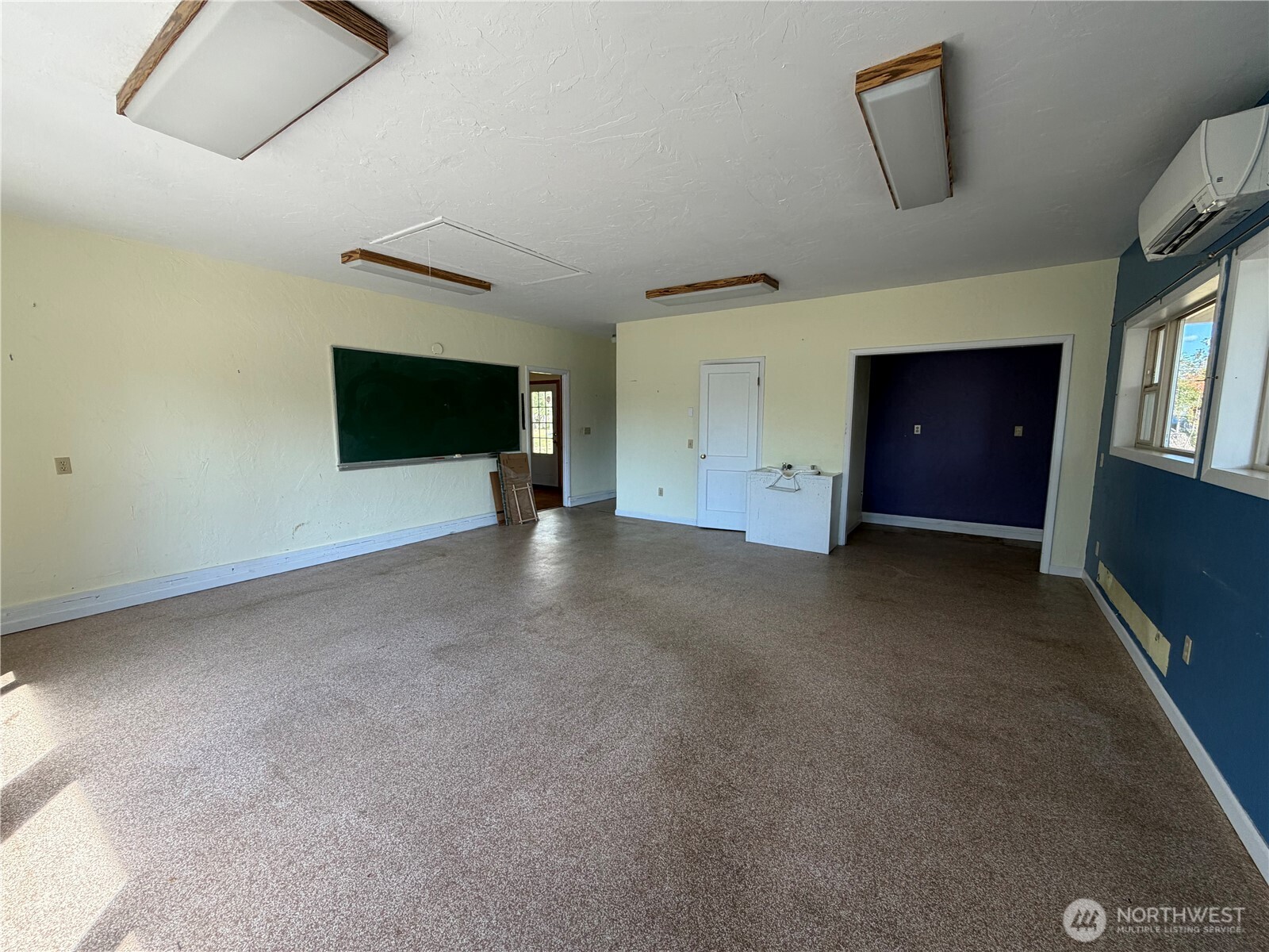 821 Danielson Road Property Photo 24