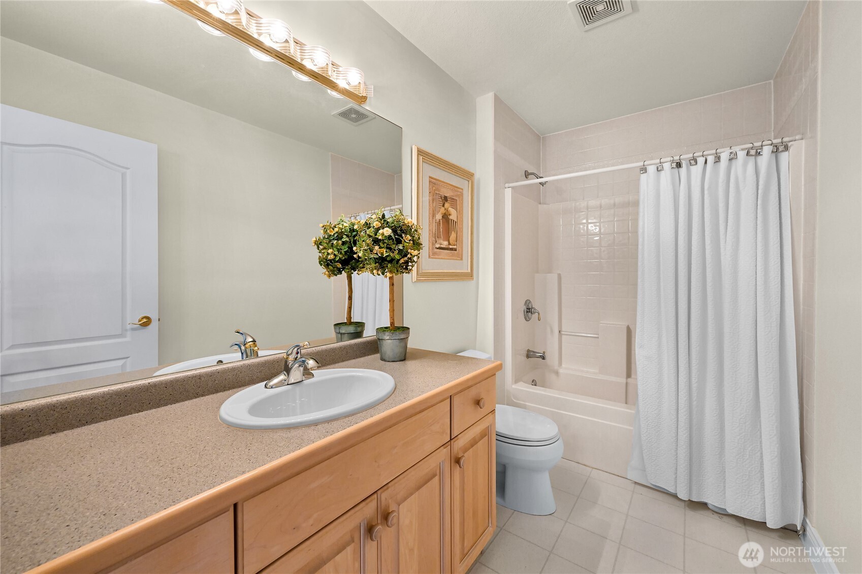 874 Autumn Lane Property Photo 29
