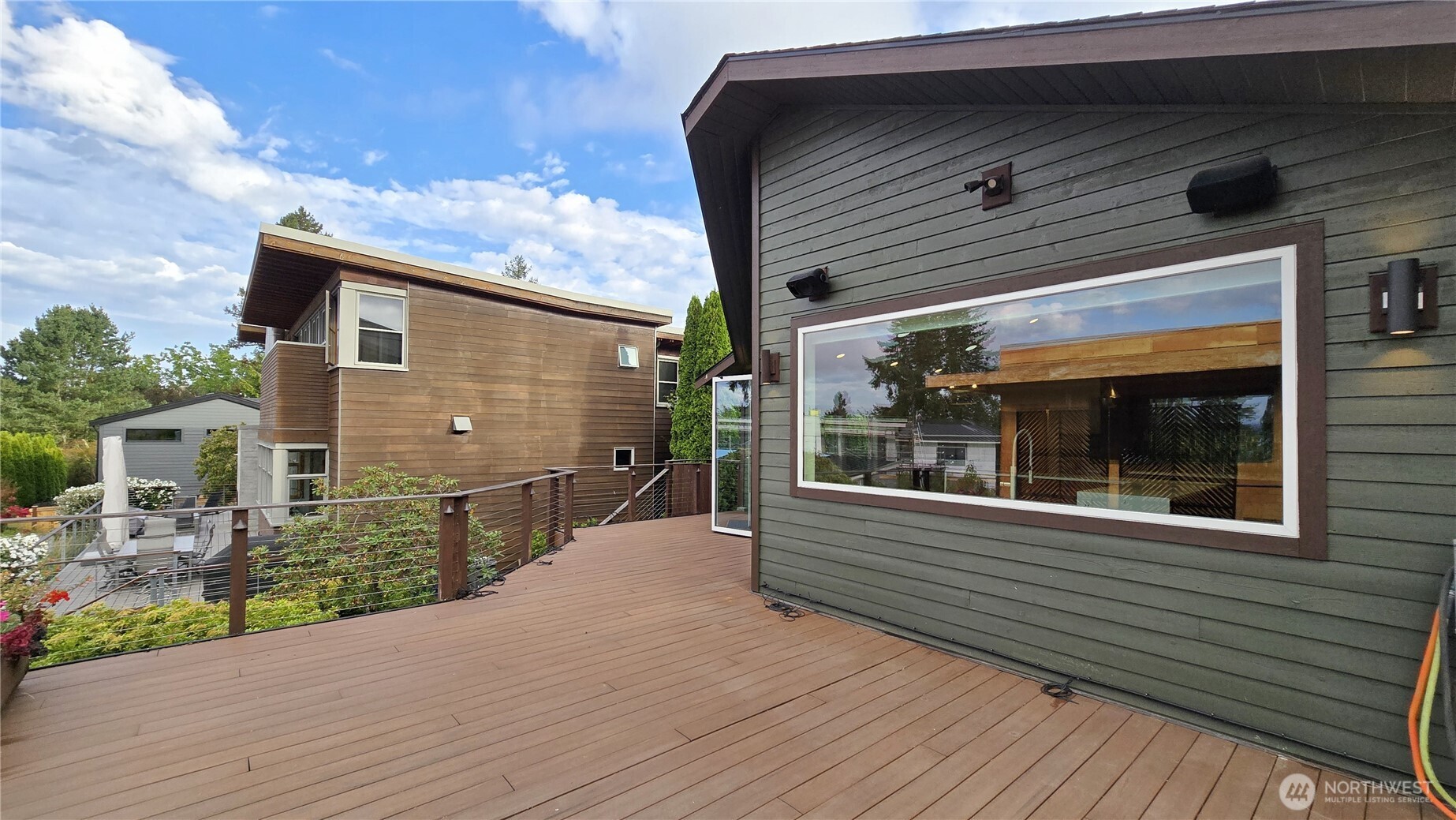 609 13th Avenue Property Photo 2