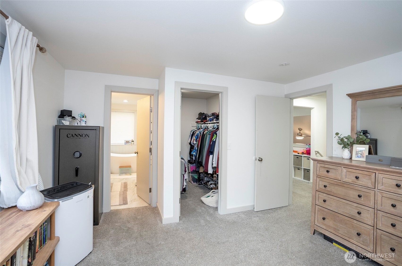 10023 Angle Lane Property Photo 22