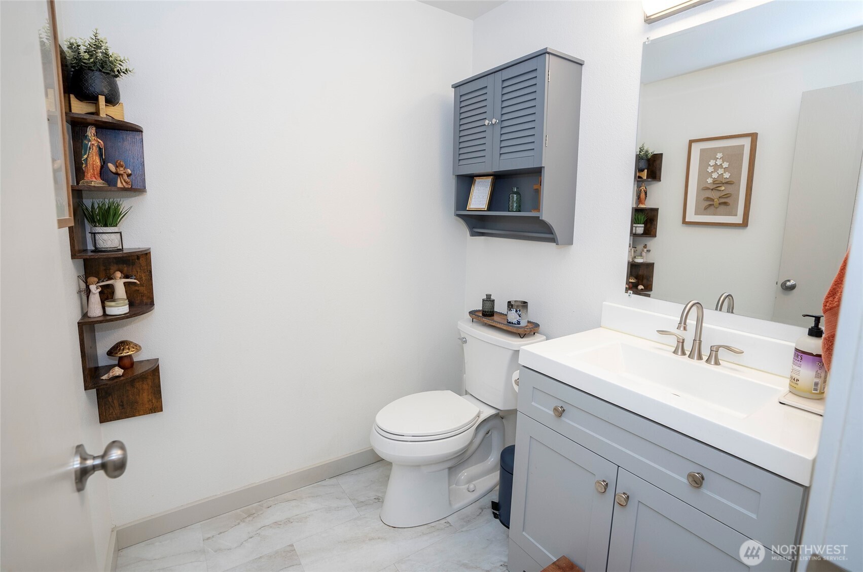 10023 Angle Lane Property Photo 30