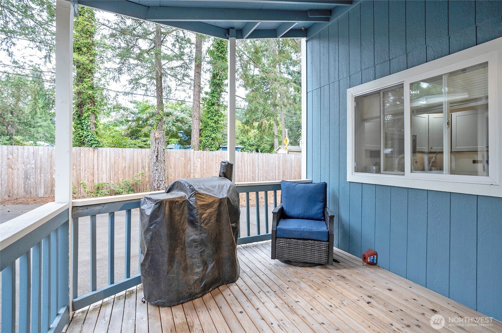 10023 Angle Lane Property Photo 33