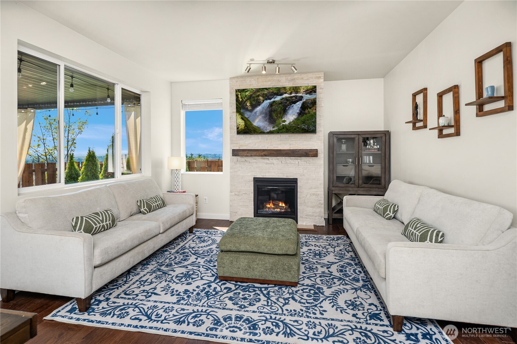 16306 24th Street Property Photo 11