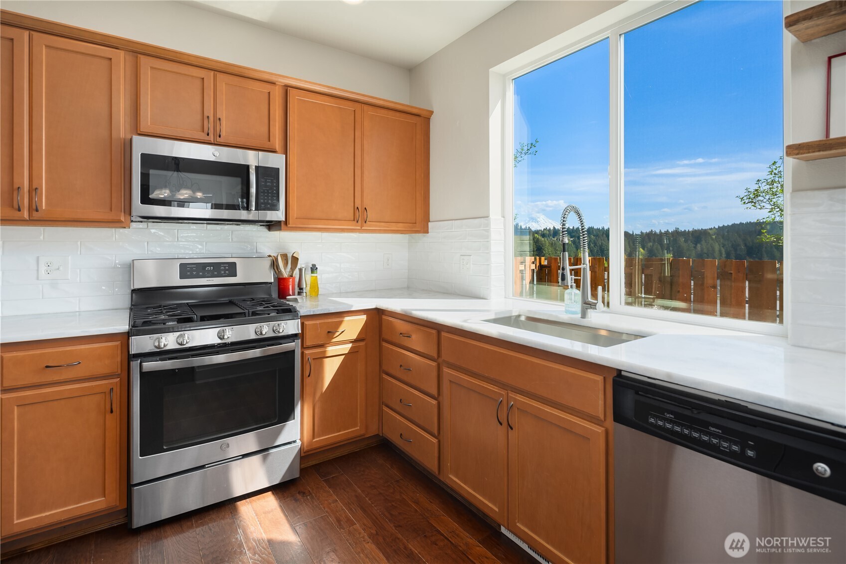 16306 24th Street Property Photo 13