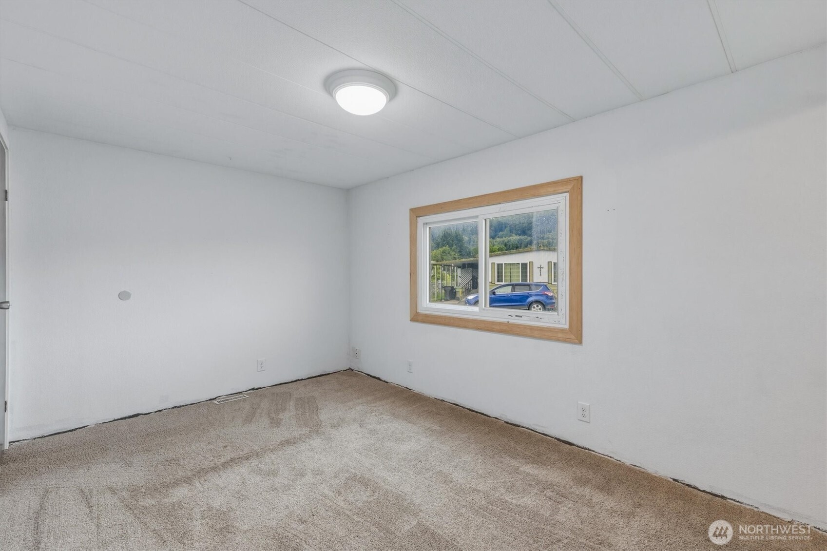 4400 Ocean Beach Highway 33 Property Photo 15